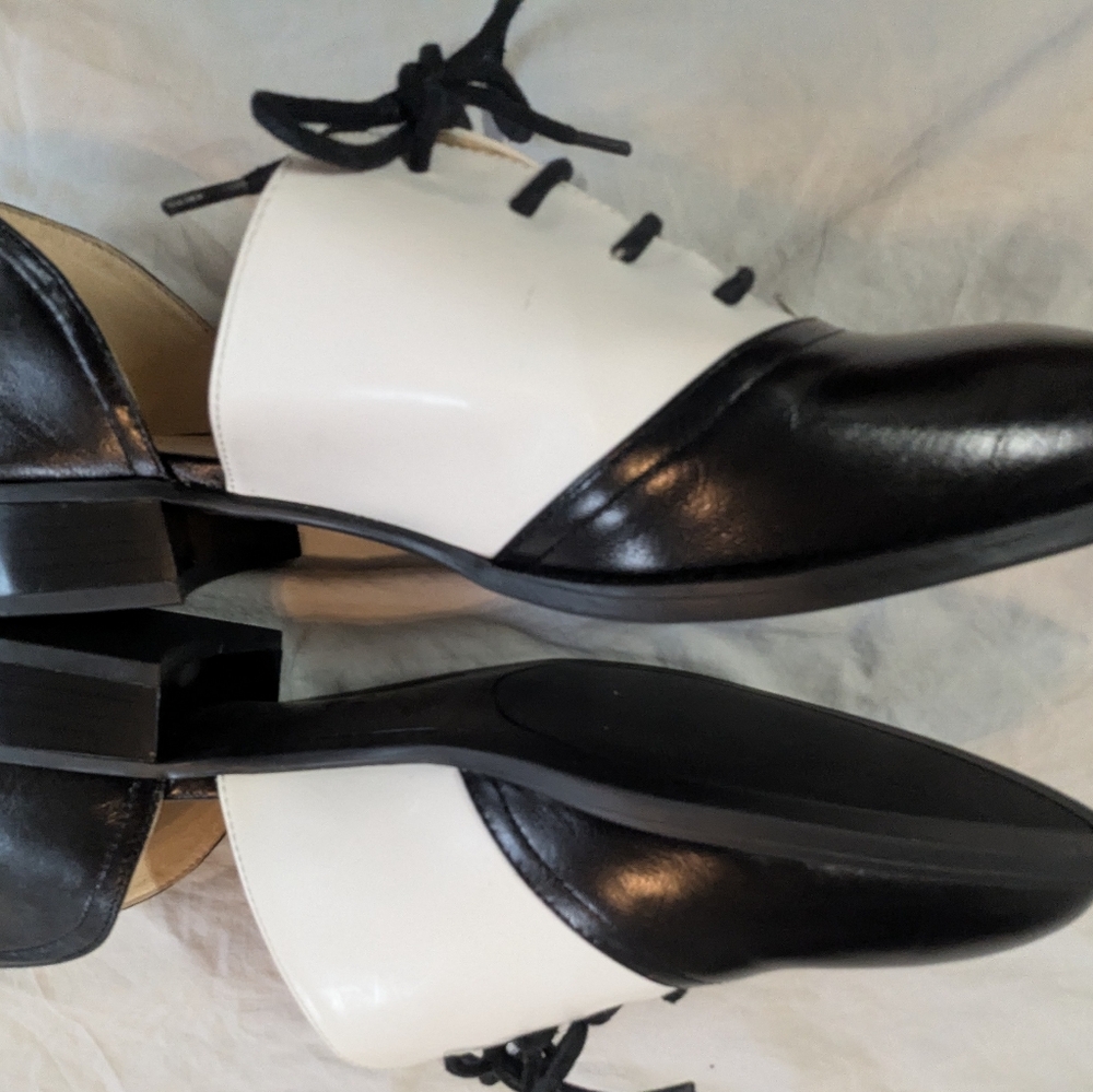 Nine West Nuckma Oxford Flats Size 8.5,Black and White Women's - Picture 8 of 13